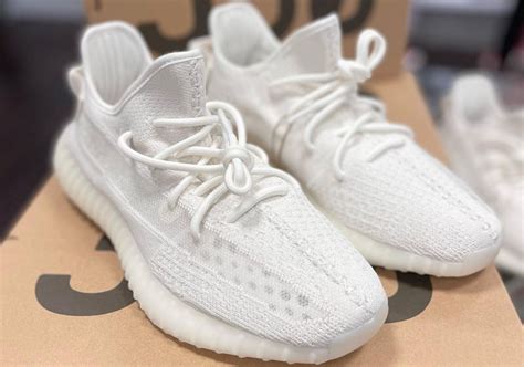 adidas yeezy boost 350 v2 amazon replica review|adidas yeezy boost 350 original.